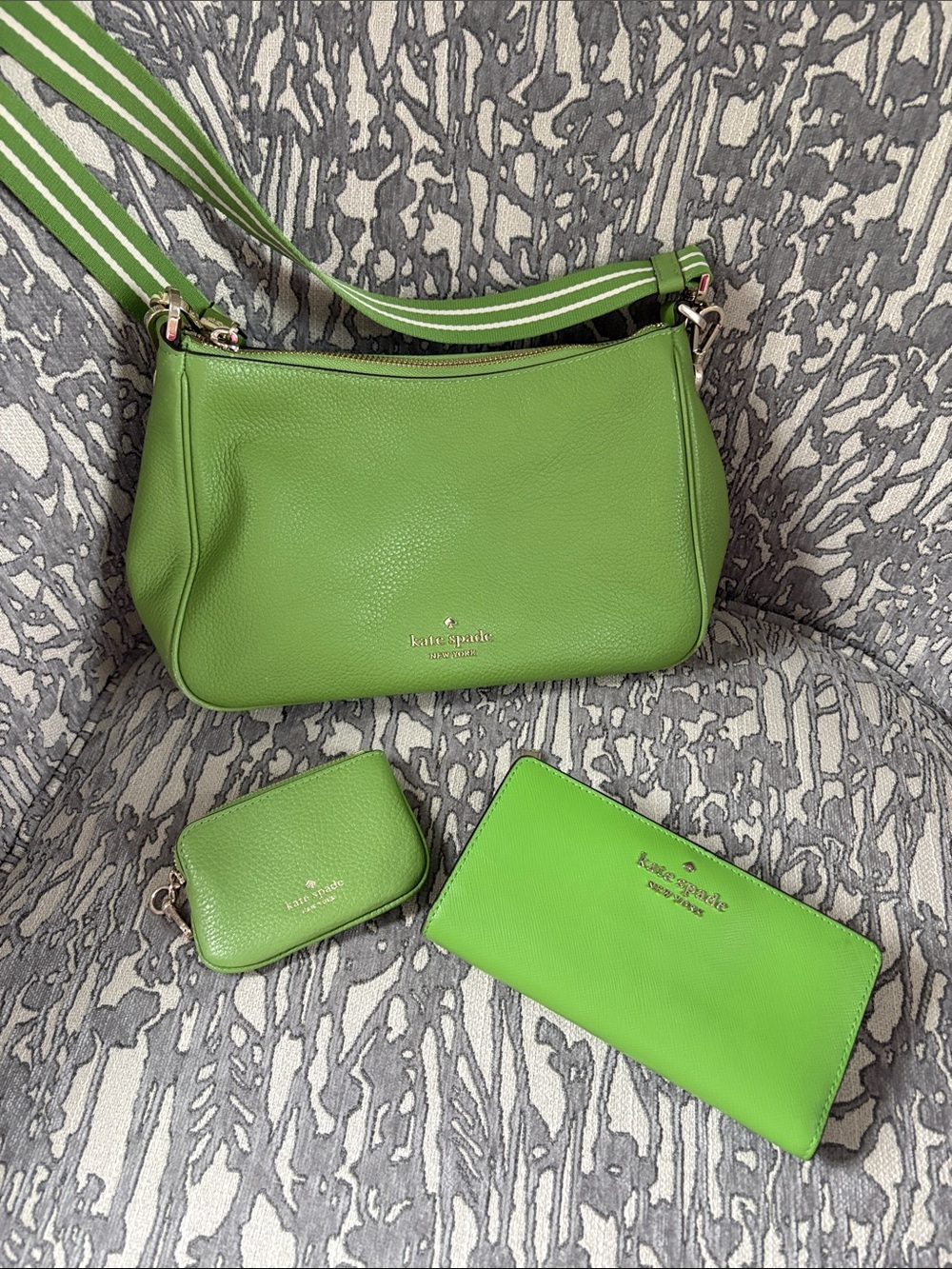 kate spade Green Pebbled Leather Shoulder Bag with Wallets